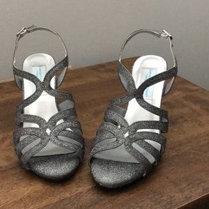 Dress sandals